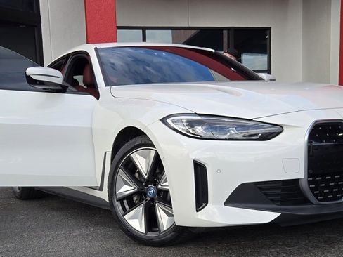 Used 2023 BMW i4 eDrive35 w/ Premium Package image 14