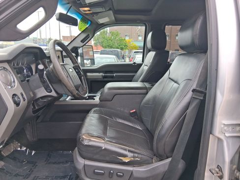 Used 2016 Ford F250 Lariat w/ Lariat Ultimate Package AWD/4WD image 12