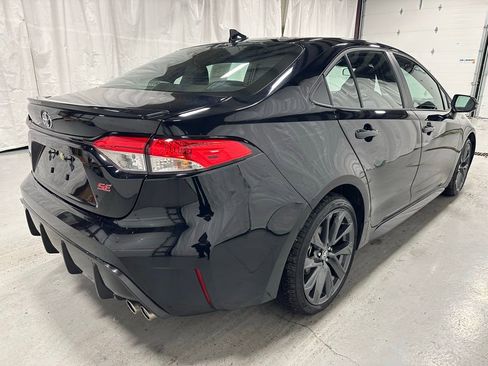 Used 2025 Toyota Corolla SE w/ SE Premium Package image 7