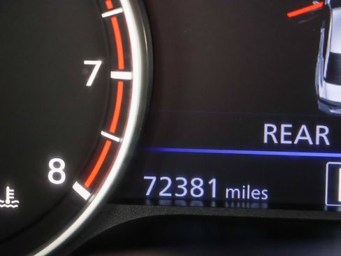 Used 2023 Nissan Altima 2.5 SR FWD image 16