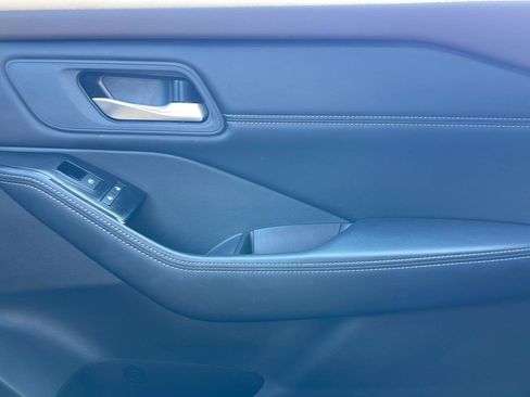 Used 2023 Nissan Rogue SV w/ SV Premium B Package FWD image 21