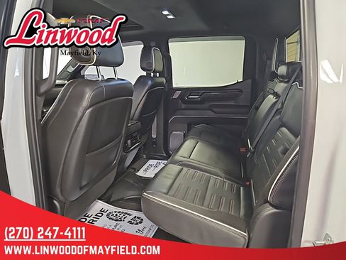 Used 2023 GMC Sierra 1500 AT4X image 13