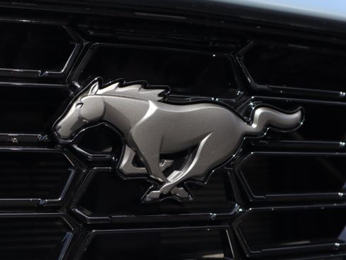 Used 2025 Ford Mustang Dark Horse RWD image 35