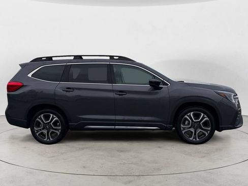 Used 2024 Subaru Ascent Limited w/ Technology Package AWD/4WD image 4