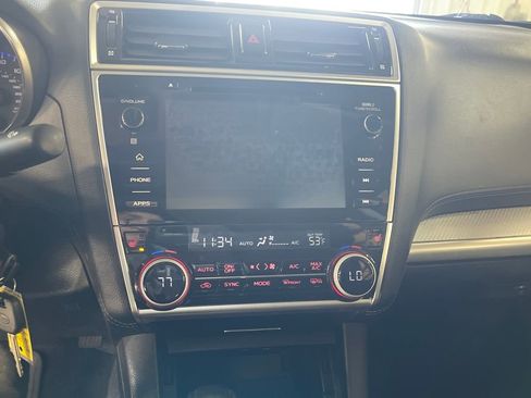 Used 2018 Subaru Legacy 2.5i Premium w/ Moonroof Package image 18