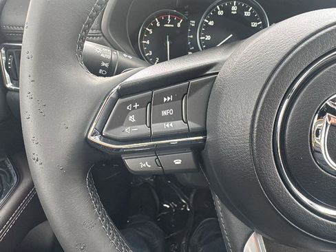 New 2025 MAZDA CX-5 Signature image 30