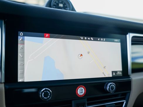 New 2026 Porsche Macan S image 20