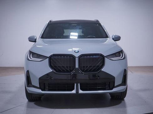 Used 2025 BMW X3 xDrive30i w/ M Sport Package image 4