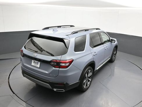 Certified 2024 Honda Pilot Elite image 82