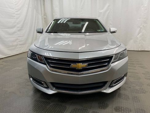 Used 2014 Chevrolet Impala LT w/ Convenience Package FWD image 3