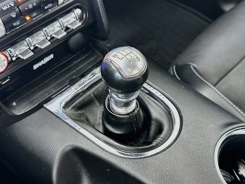 Used 2016 Ford Mustang GT Premium w/ Equipment Group 401A RWD image 16