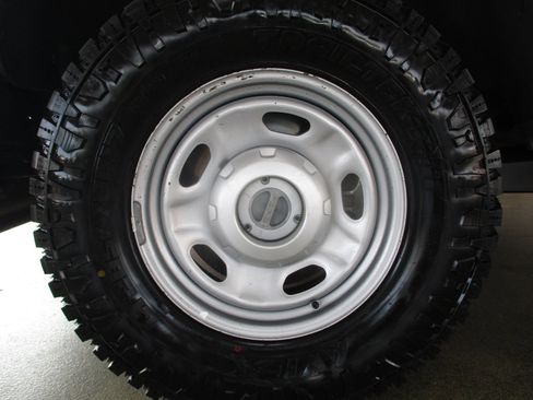 Used 2020 Ford F350 XL w/ Power Equipment Group image 26