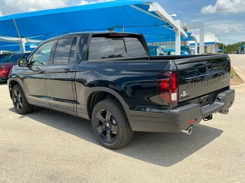 New 2026 Honda Ridgeline Black Edition image 4
