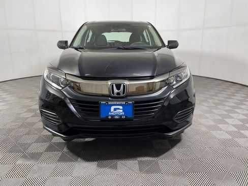 Used 2019 Honda HR-V LX image 3