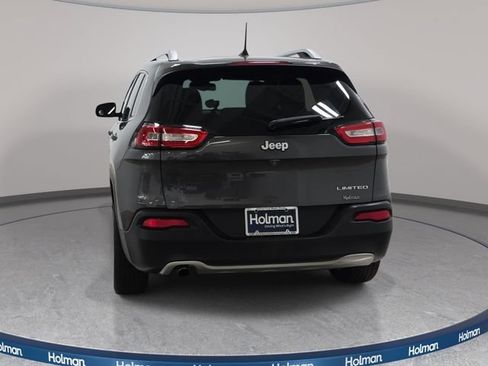 Used 2016 Jeep Cherokee Limited FWD image 7