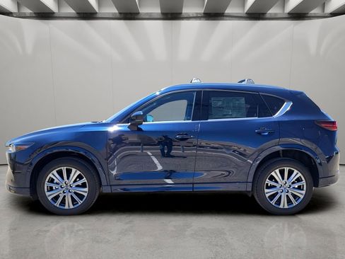 Used 2025 MAZDA CX-5 Signature image 2
