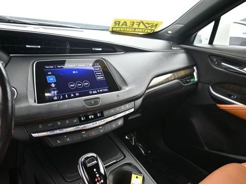 Used 2020 Cadillac XT4 Premium Luxury AWD/4WD image 20