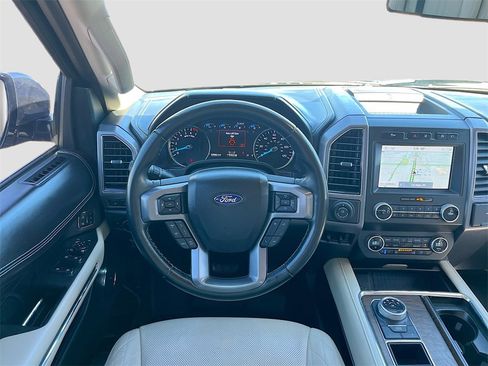 Used 2020 Ford Expedition Platinum image 24
