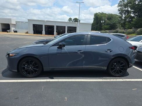 Used 2025 MAZDA MAZDA3 Hatchback w/ Preferred Package AWD/4WD image 4