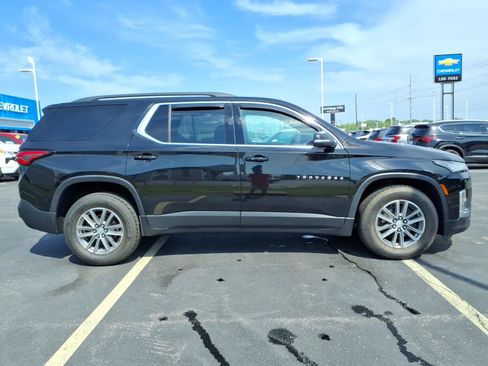 Used 2023 Chevrolet Traverse LT FWD image 28