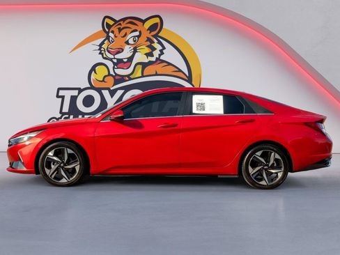 Used 2021 Hyundai Elantra Limited FWD image 8