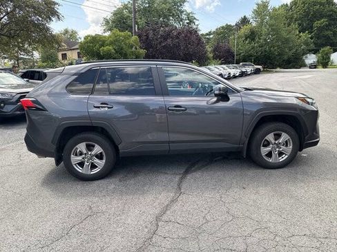 Used 2022 Toyota RAV4 XLE image 7