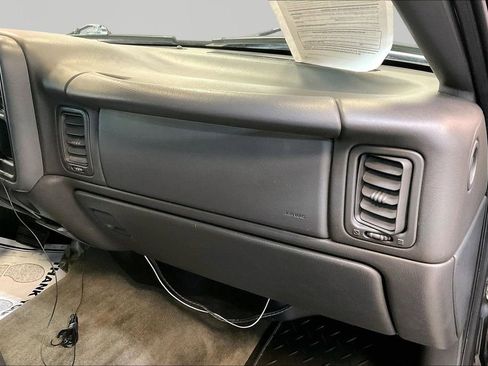 Used 2005 Chevrolet Silverado 1500 LS w/ Light Duty Power Package AWD/4WD image 23