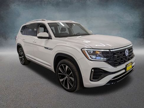 Used 2024 Volkswagen Atlas SEL Premium R-Line AWD/4WD image 3