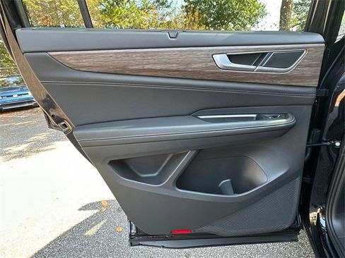 New 2026 Volkswagen Atlas SEL image 22