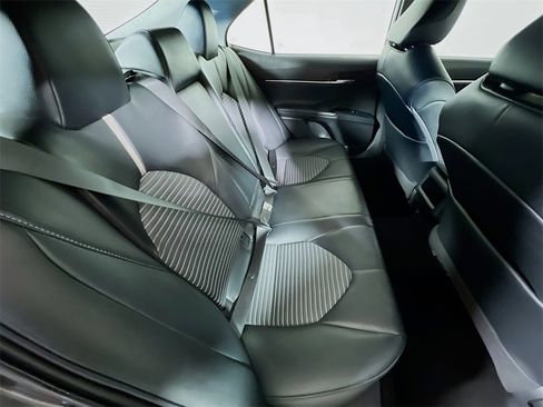 Certified 2020 Toyota Camry SE w/ Carpet Mat Package image 23