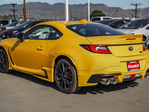 New 2026 Toyota GR86 YUZU Limited image 10