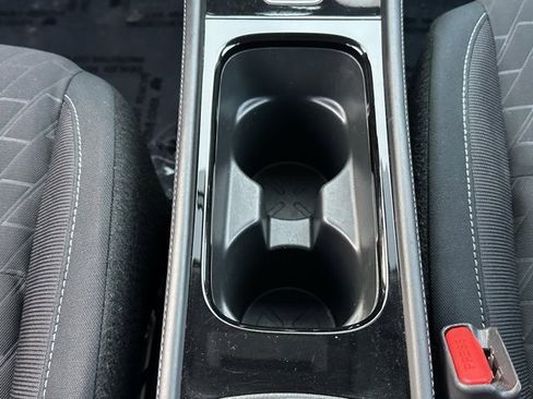 Certified 2024 Nissan Kicks SV image 33