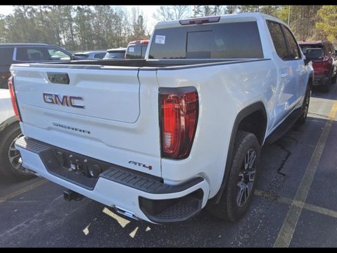 Used 2025 GMC Sierra 1500 AT4 w/ AT4 Premium Package image 4