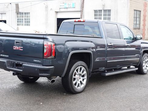 Used 2018 GMC Sierra 1500 Denali image 3