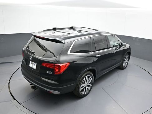 Used 2017 Honda Pilot Elite image 42