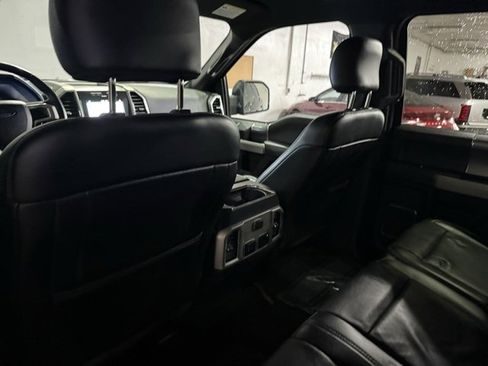 Used 2017 Ford F150 Lariat image 31