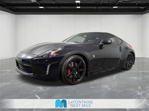 Used 2020 Nissan 370Z Touring Sport image 1