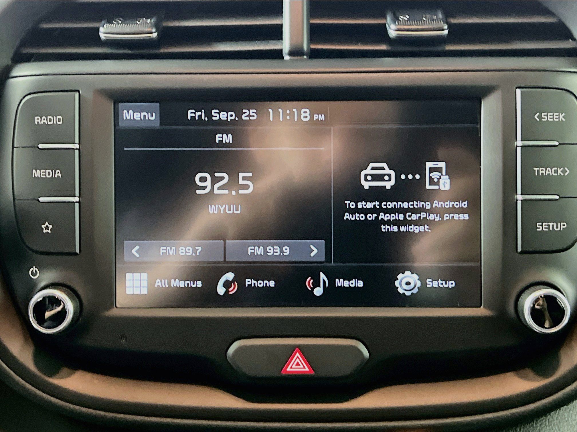 Used 2025 Kia Soul LX w/ LX Technology Package FWD image 27