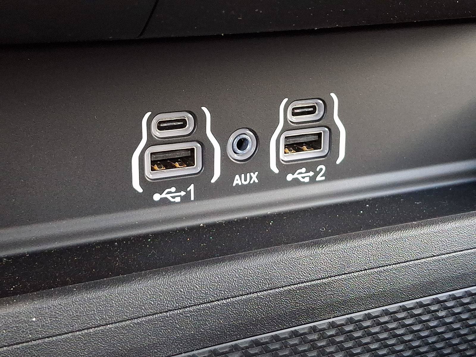New 2026 RAM 3500 Big Horn AWD/4WD image 15