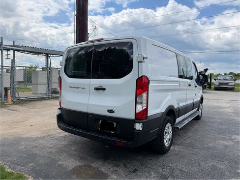 Used 2019 Ford Transit 250 130 Low Roof w/ Exterior Upgrade Package RWD image 4