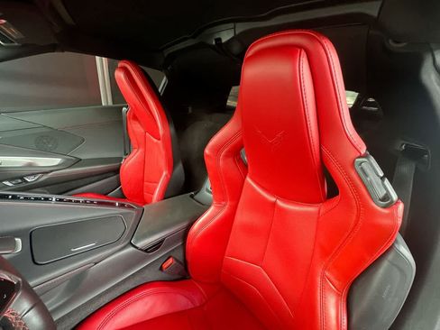 Used 2024 Chevrolet Corvette Stingray Coupe RWD image 14