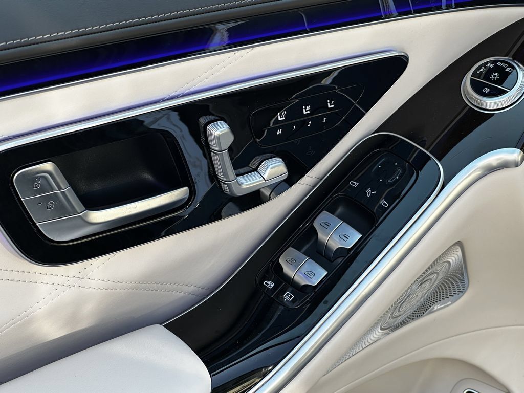New 2026 Mercedes-Benz Maybach S 680 4MATIC image 12