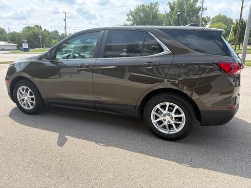 Used 2023 Chevrolet Equinox LT FWD image 5