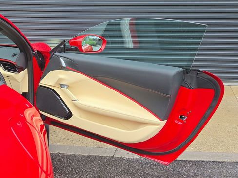 Used 2024 Ferrari Roma RWD image 19