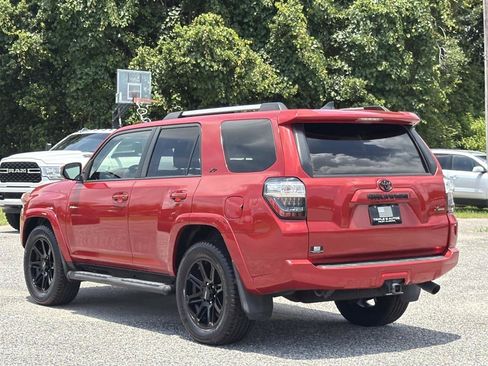 Used 2022 Toyota 4Runner SR5 RWD image 4