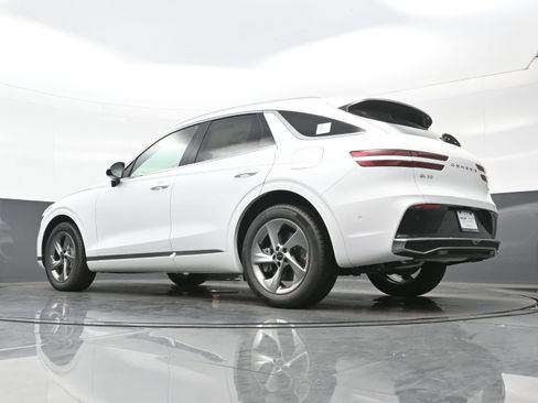 New 2026 Genesis GV70 2.5T Advanced image 15