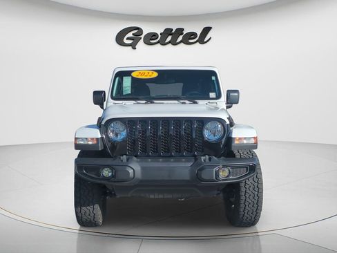 Used 2022 Jeep Gladiator Willys image 16