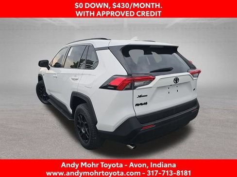 Used 2021 Toyota RAV4 LE FWD image 5