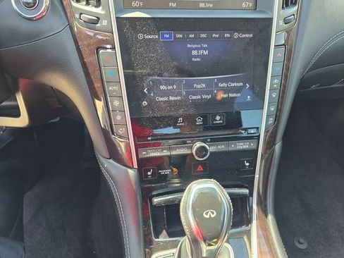 Used 2018 INFINITI Q50 Luxe w/ Essential Package (2.0T Luxe) AWD/4WD image 23