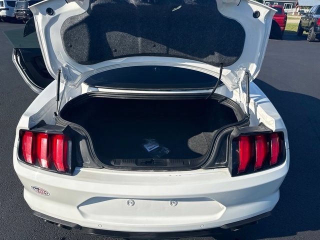 Used 2020 Ford Mustang GT Premium w/ Black Accent Package RWD image 39
